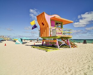 BASK ON SIESTA KEY BEACH