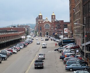 VISITING THE STRIP DISTRICT